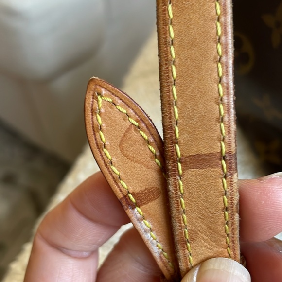 Louis Vuitton Palermo MM Monogram Canvas - Picture 12 of 13